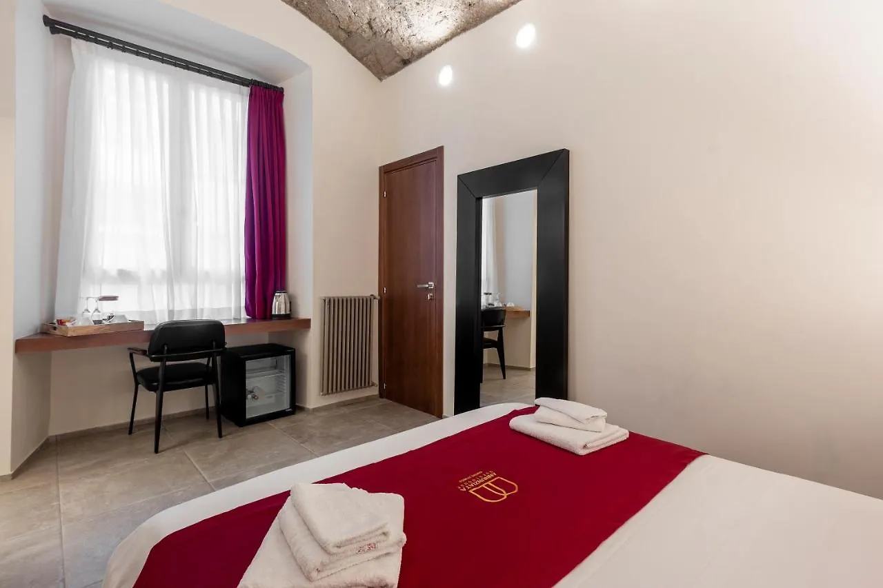 Bed & Breakfast Annunziata Guesthouse, Centro Storico Naples Italy